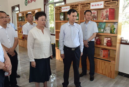 四川省農業科學院 院黨委委員 副院長任光俊陪同農業農村部黨組成員廖西元赴成都 眉山 自貢 內江調研